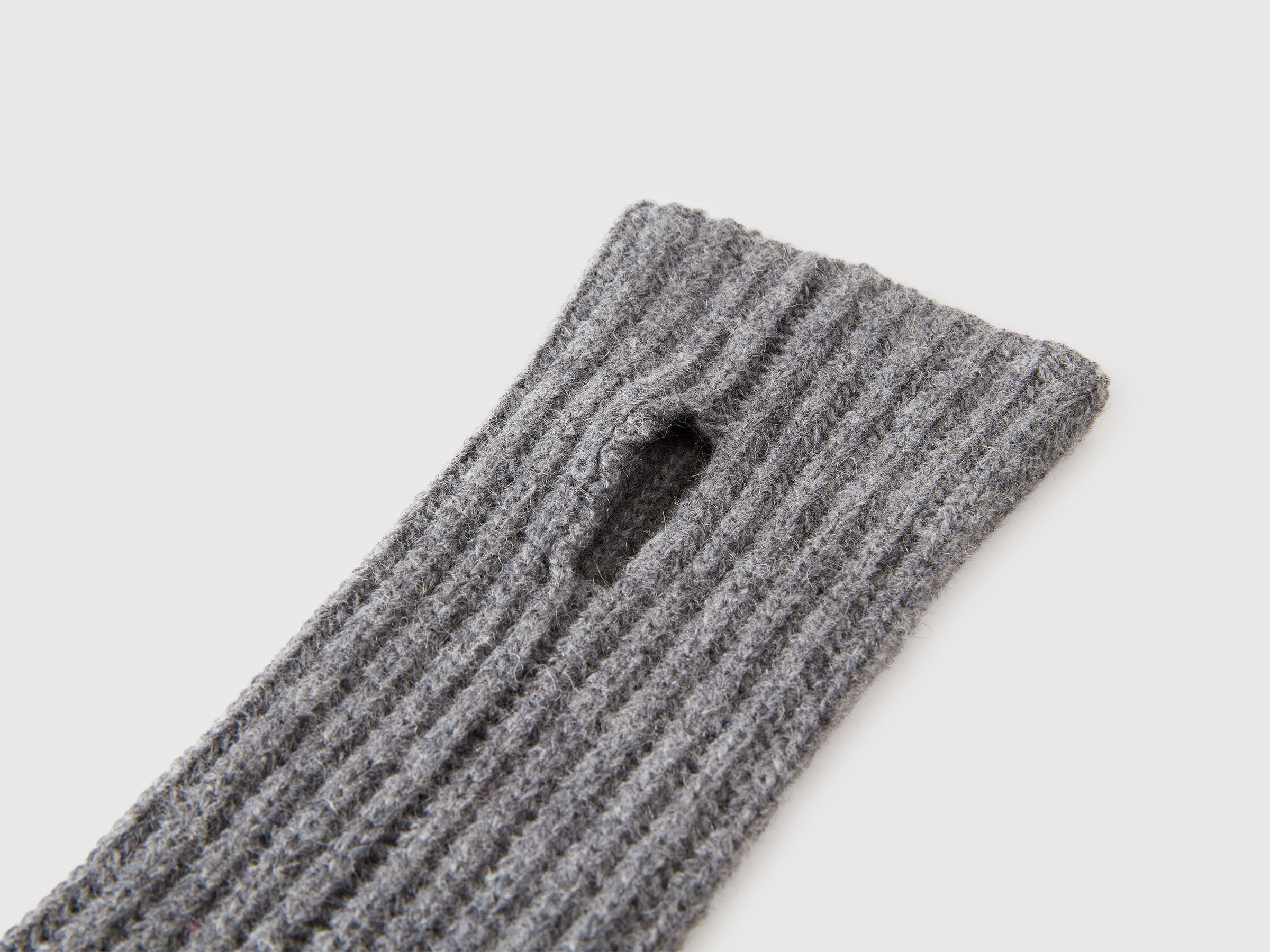 MUFF Women image number 2